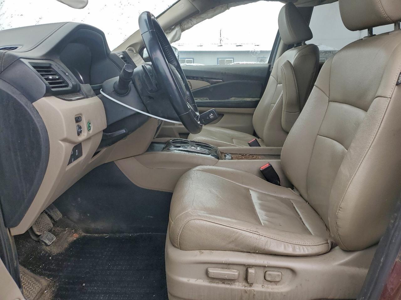 2021 Honda Pilot Touring - Image 7