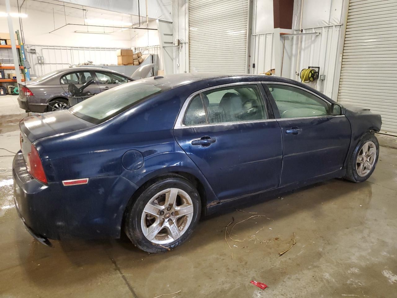 2010 Chevrolet Malibu Ls - Image 3