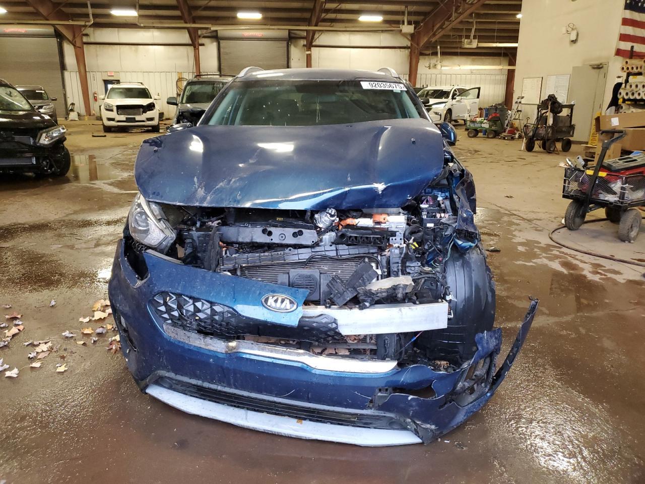 2020 Kia Niro Lx - Image 5