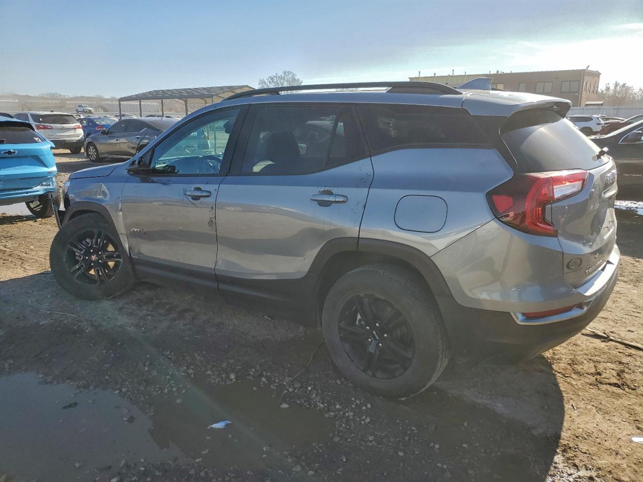 2023 GMC Terrain At4 - Фото 2