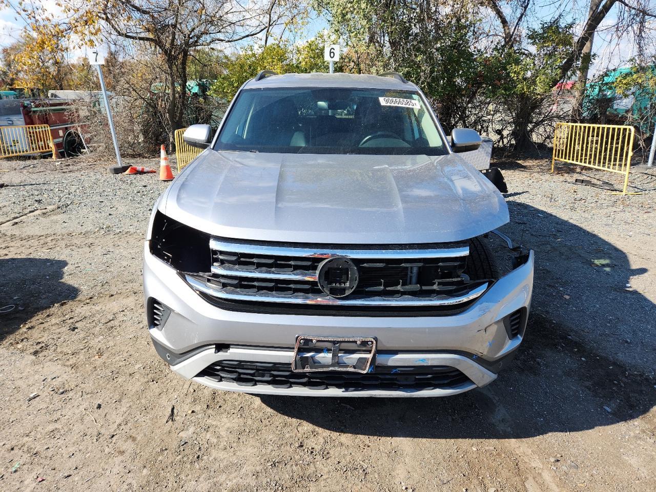 2021 Volkswagen Atlas Se - Image 5