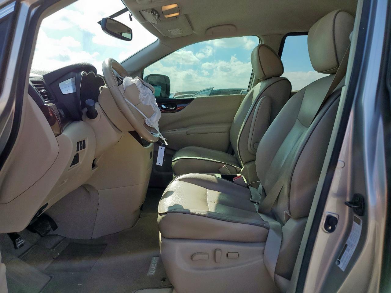 2013 Nissan Quest S - Фото 7