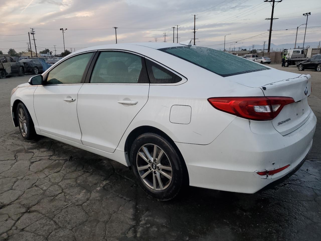 2015 Hyundai Sonata Se - Фото 2