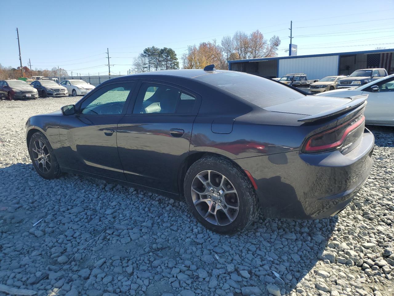 2017 Dodge Charger Sxt - Image 2