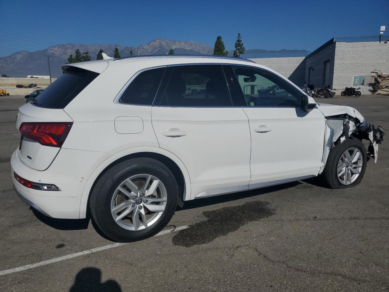 2020 Audi Q5 Premium - Image 3