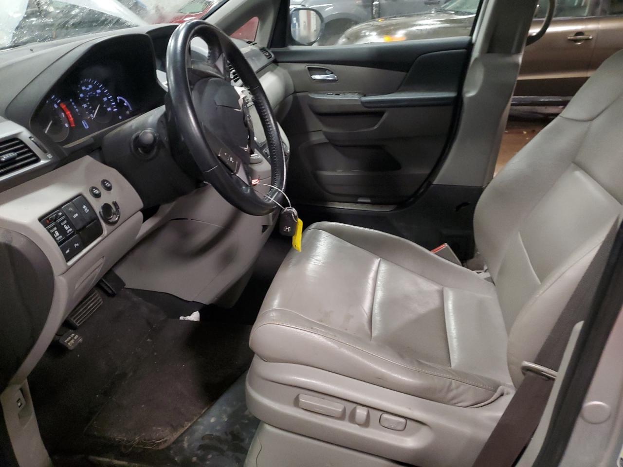 2015 Honda Odyssey Touring - Фото 7