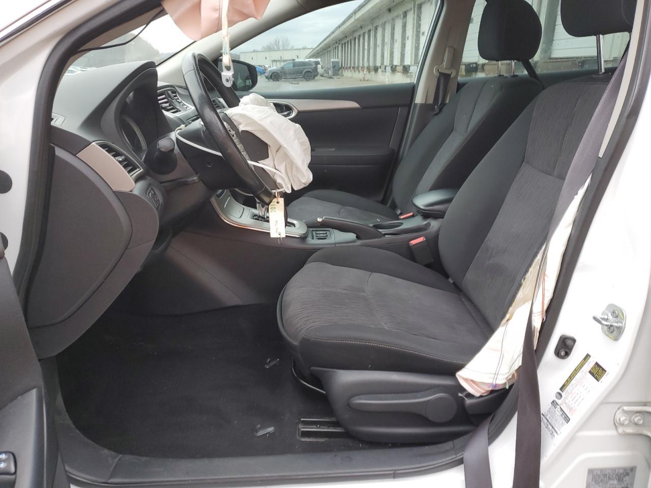 2015 Nissan Sentra S - Фото 7