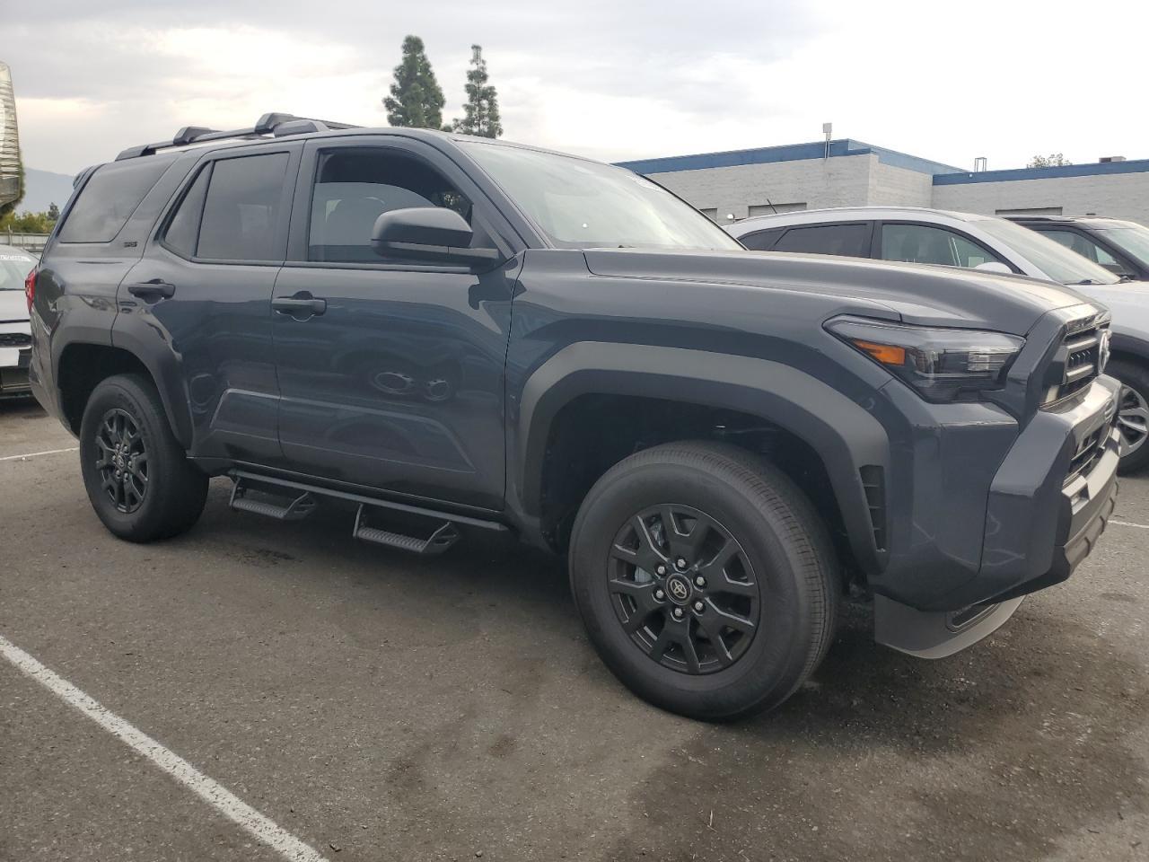 2025 Toyota 4Runner Sr5 - Фото 4