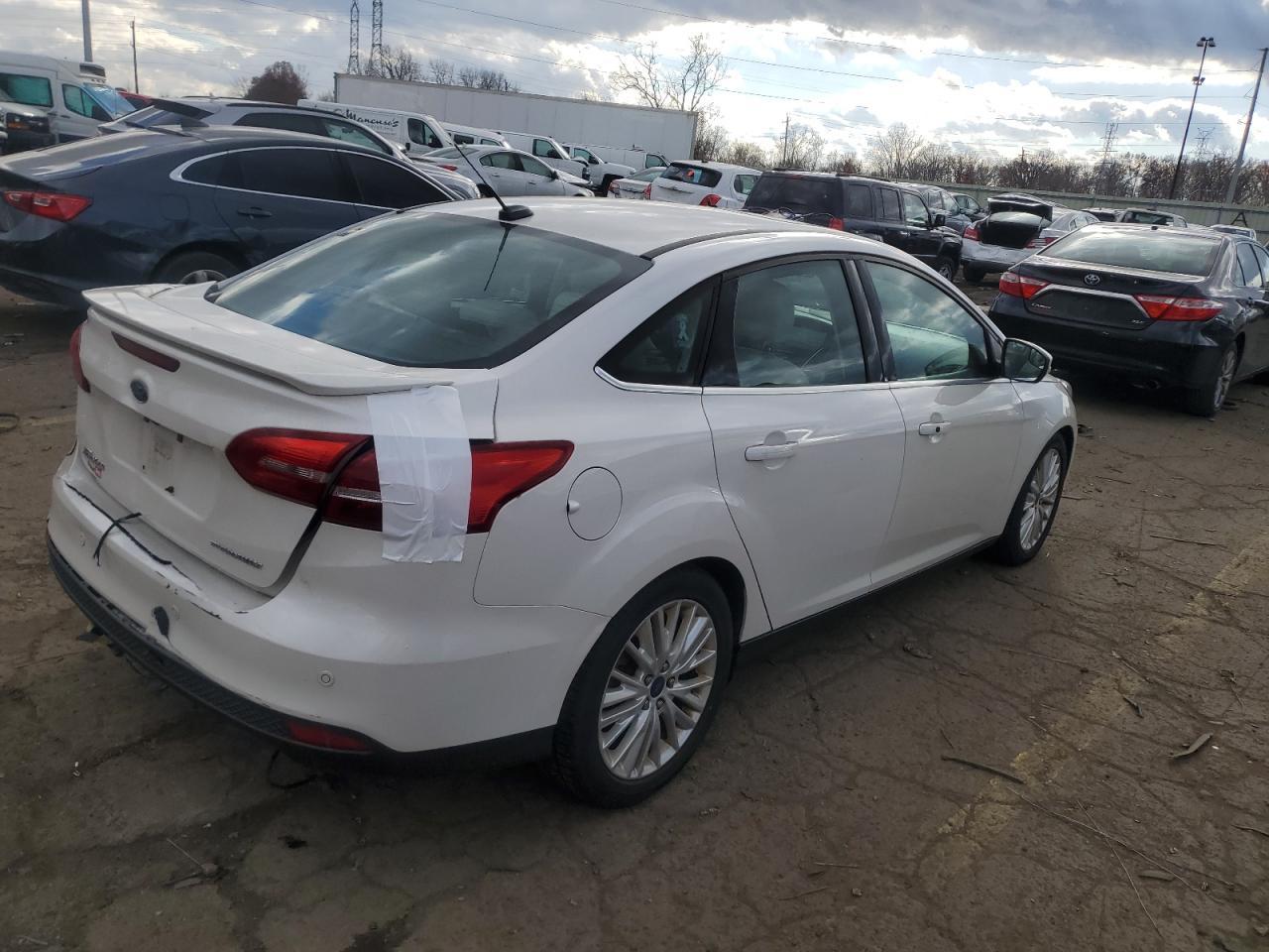 2018 Ford Focus Titanium - Фото 3