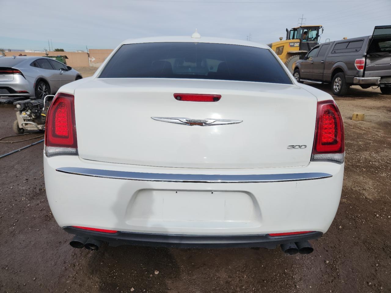 2019 Chrysler 300 Touring - Фото 6