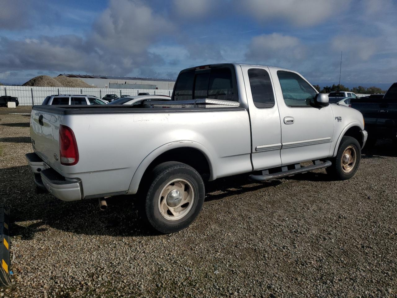 2000 Ford F150 - Image 3