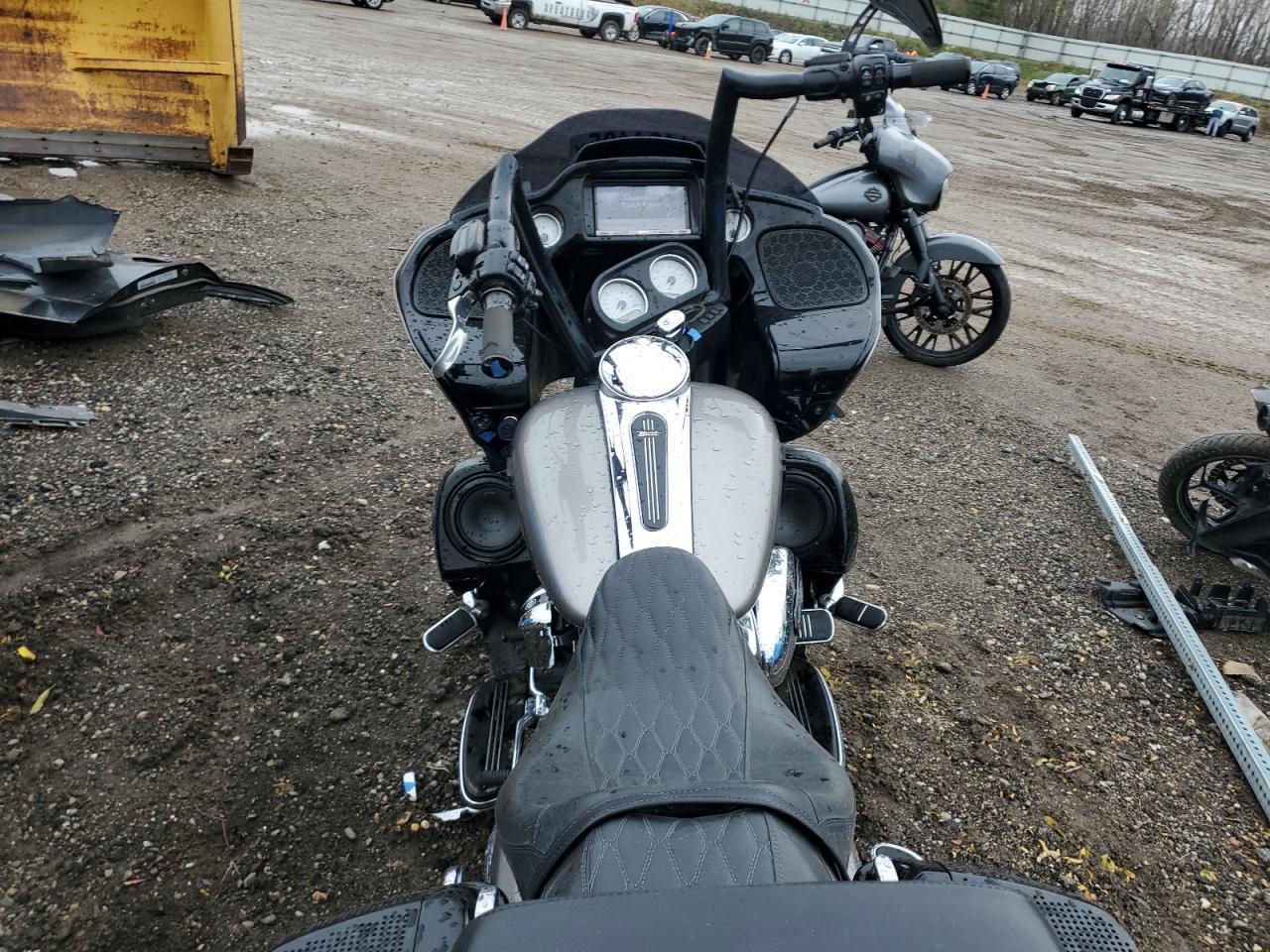 2017 Harley-Davidson Fltrx Road Glide - Фото 6