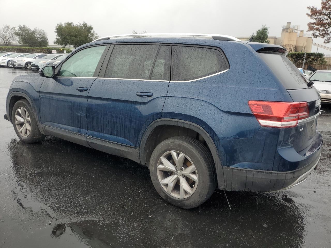 2019 Volkswagen Atlas Se - Image 2