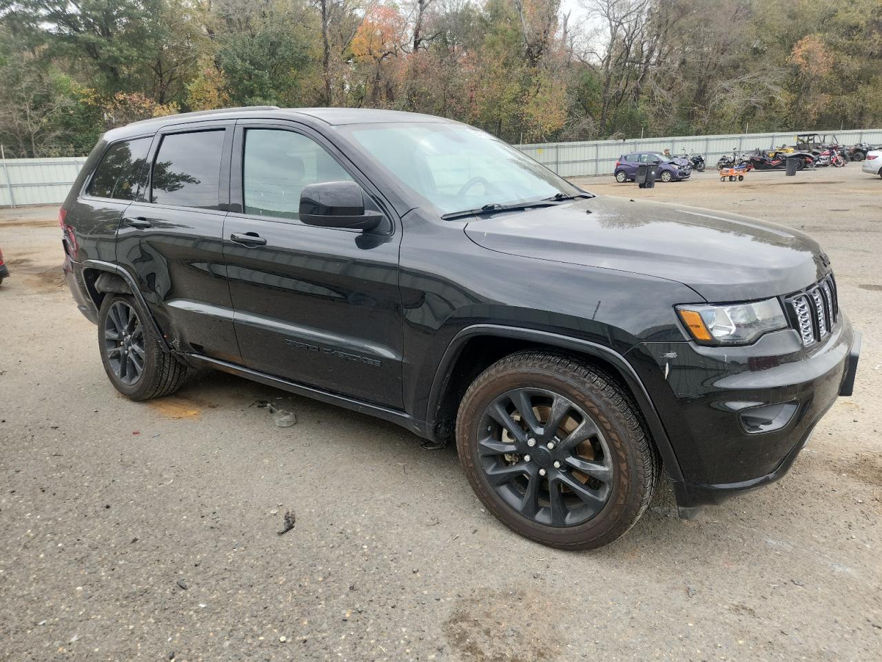 2021 Jeep Grand Cherokee Laredo - Фото 4