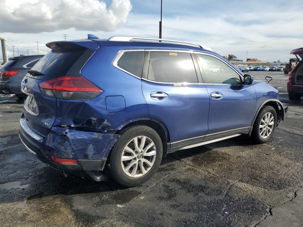 2019 Nissan Rogue S - Image 3