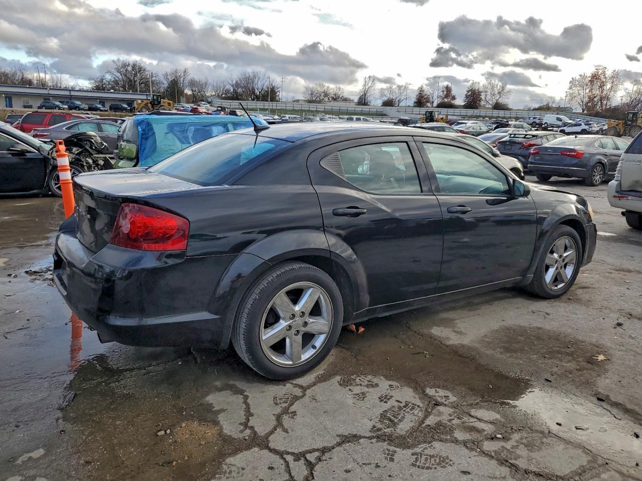 2013 Dodge Avenger Se - Image 3