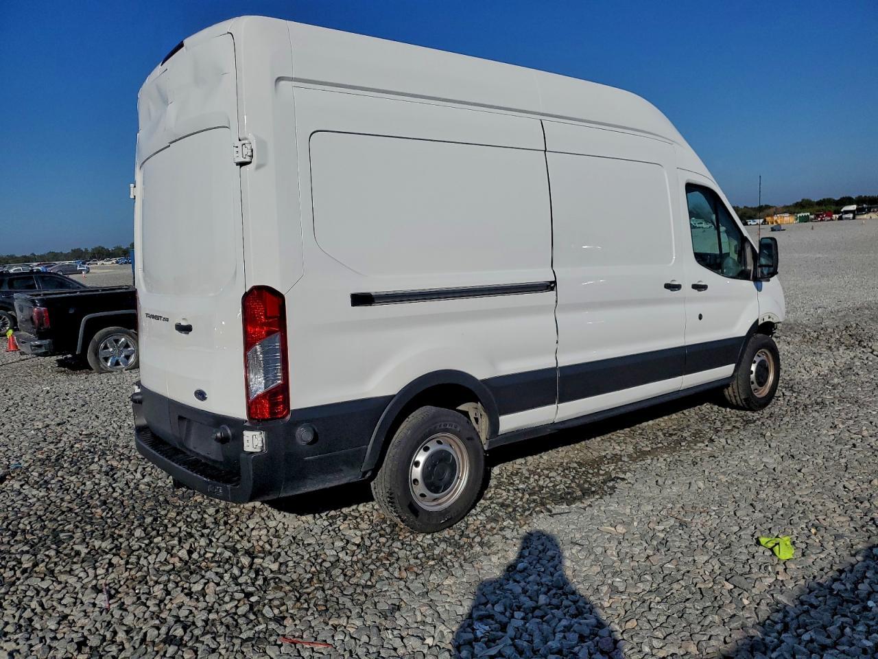 2017 Ford Transit Van T-250 Hi - Фото 3