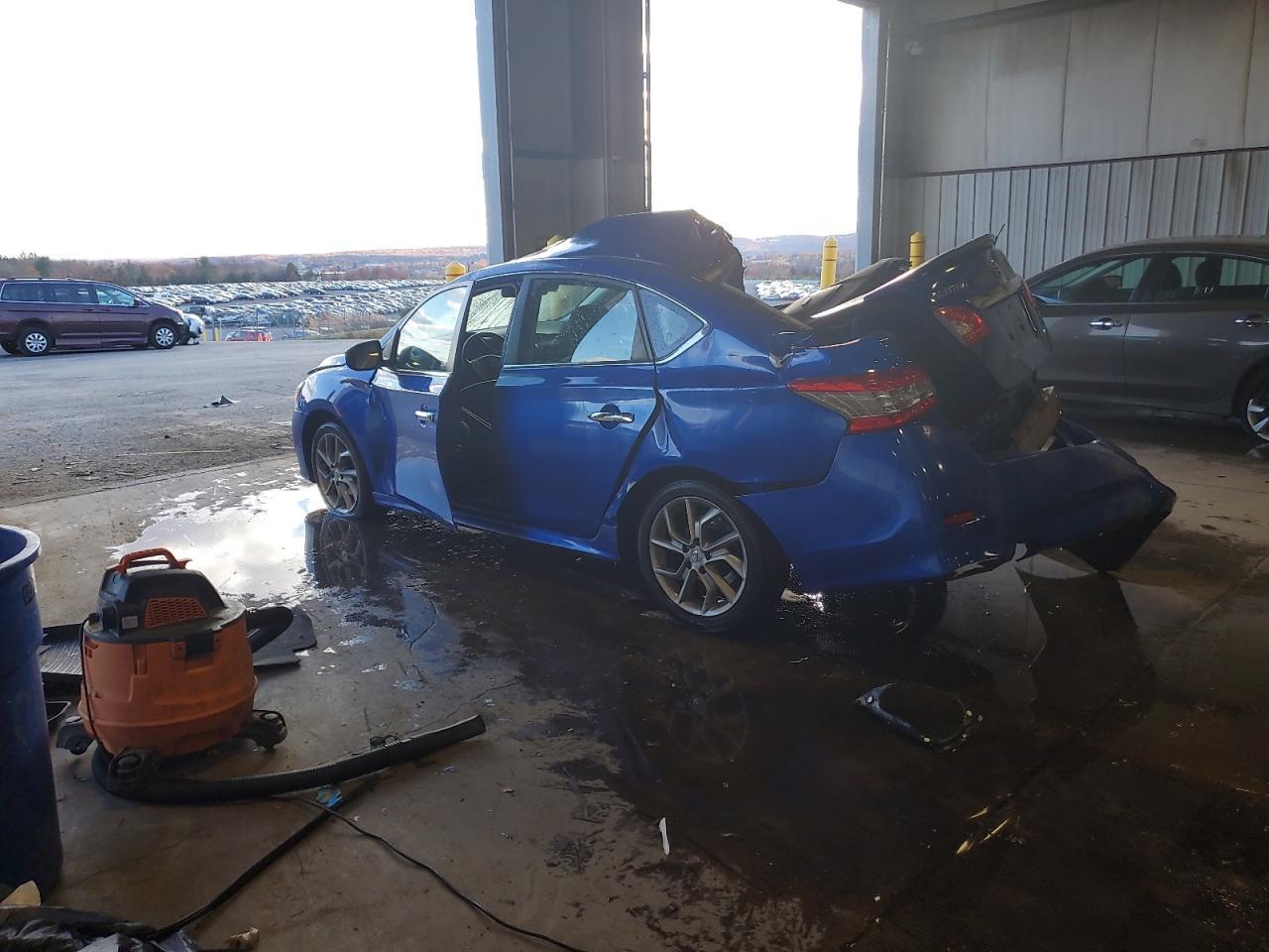 2014 Nissan Sentra S - Фото 2