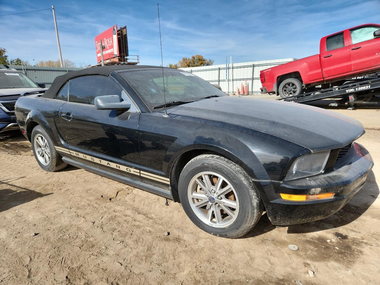 2005 Ford Mustang - Фото 4