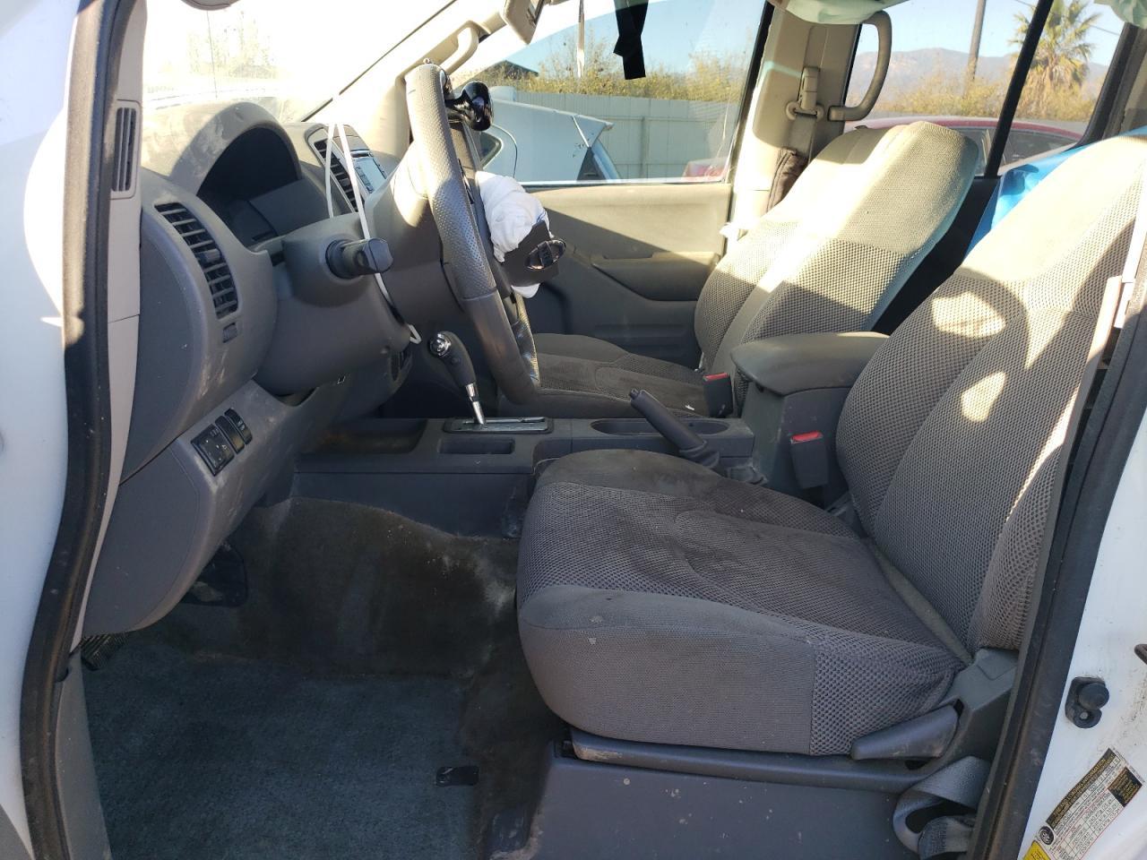 2016 Nissan Frontier S - Фото 7
