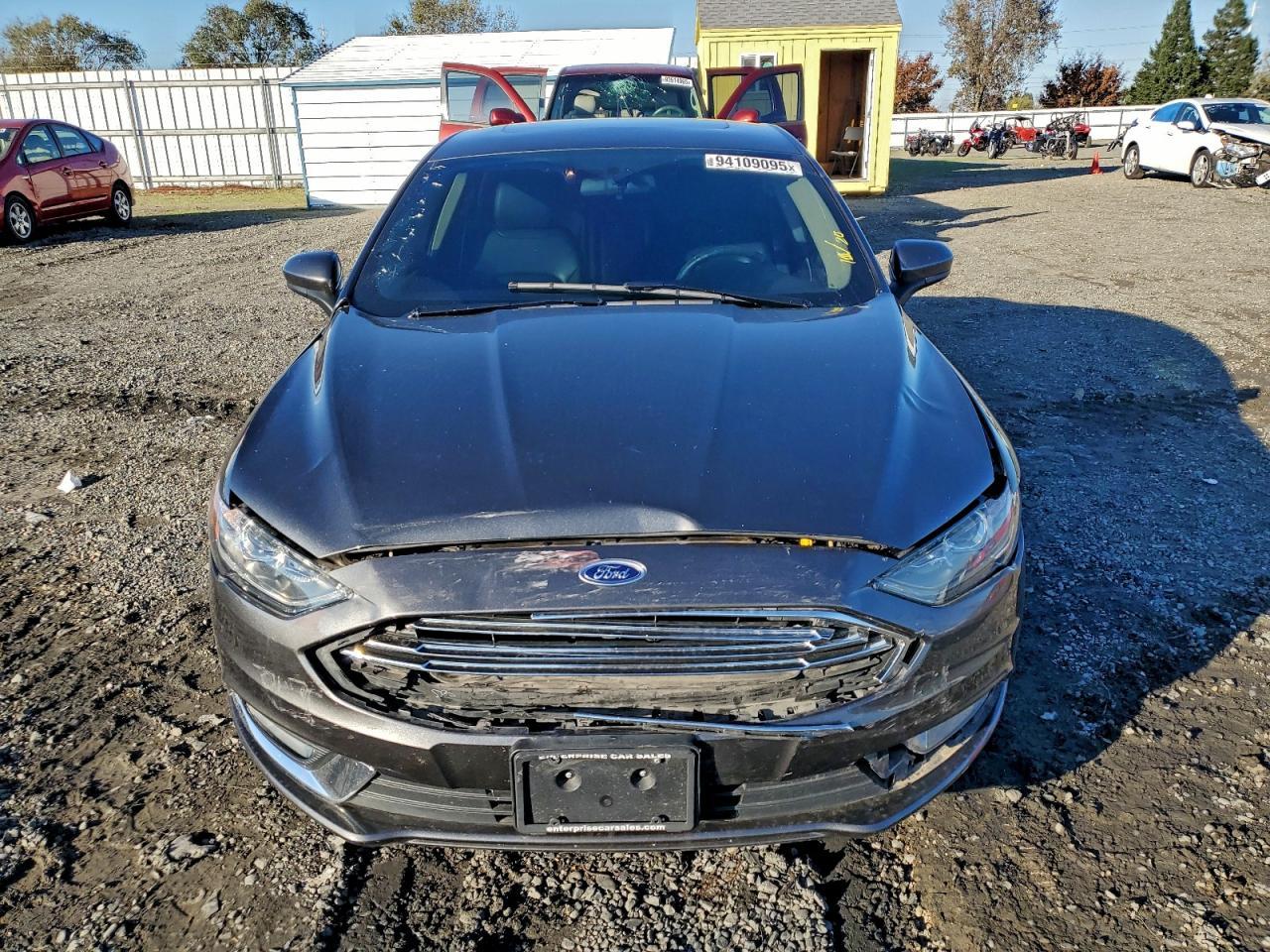 2017 Ford Fusion Se Hybrid - Image 5
