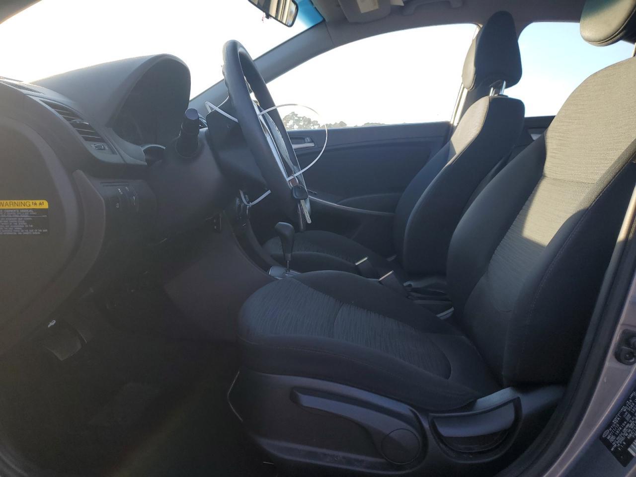 2016 Hyundai Accent Se - Image 7