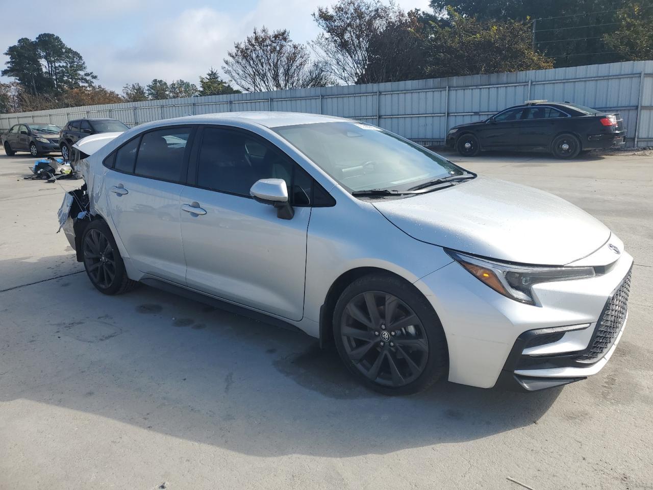 2025 Toyota Corolla Se - Фото 4