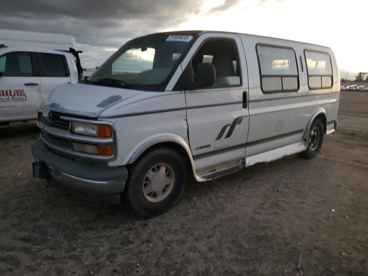 2000 Chevrolet Express G1500