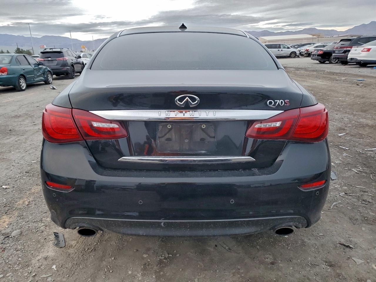 2017 Infiniti Q70 3.7 - Фото 6