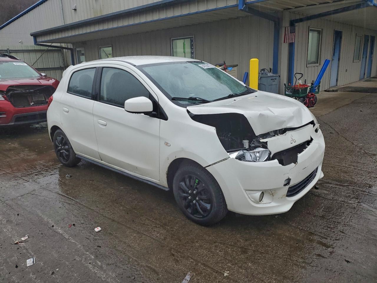 2015 Mitsubishi Mirage De - Фото 4