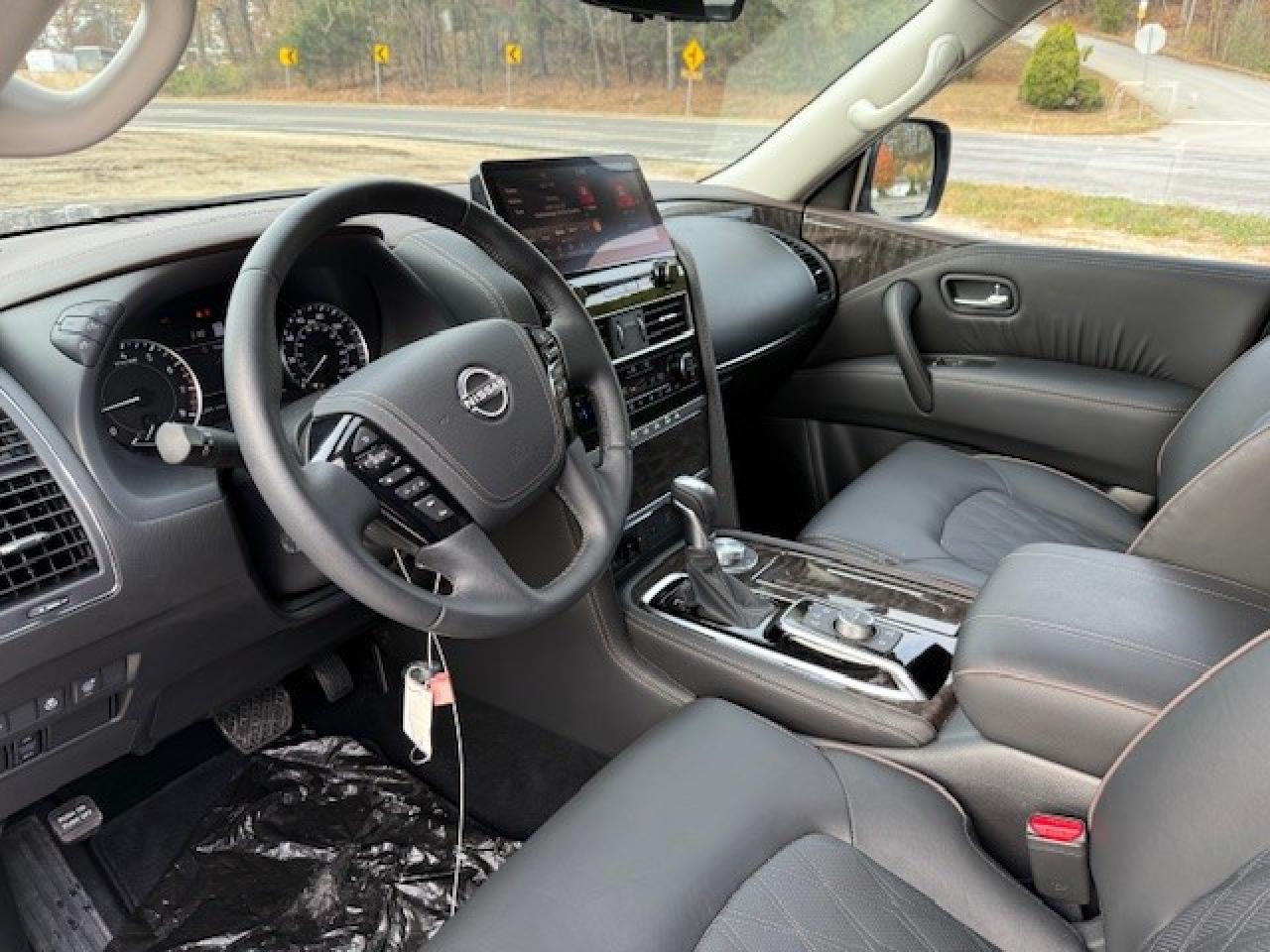 2024 Nissan Armada Platinum - Фото 7