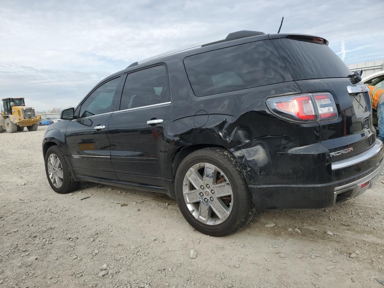 2016 GMC Acadia Denali - Фото 2