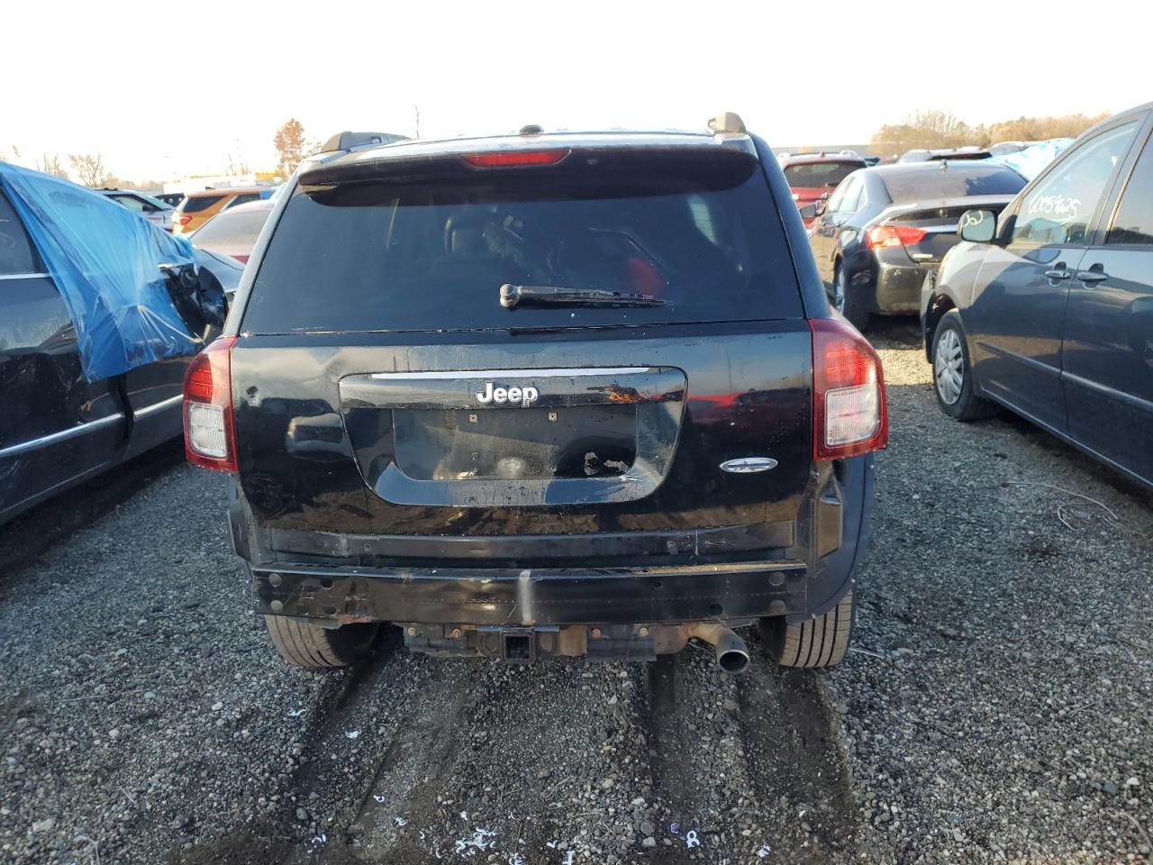 2016 Jeep Compass Latitude - Фото 6