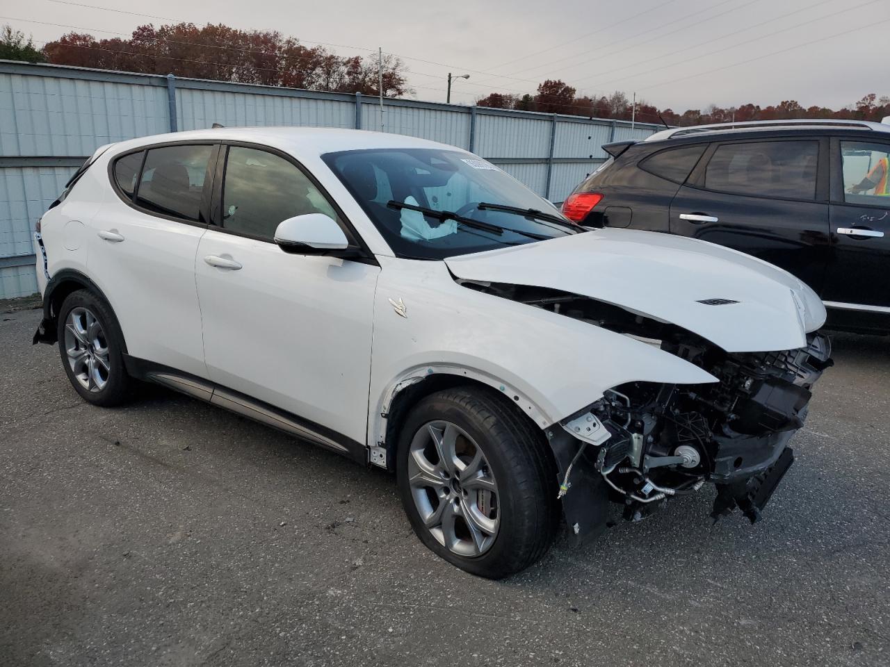 2024 Dodge Hornet R/T - Image 4