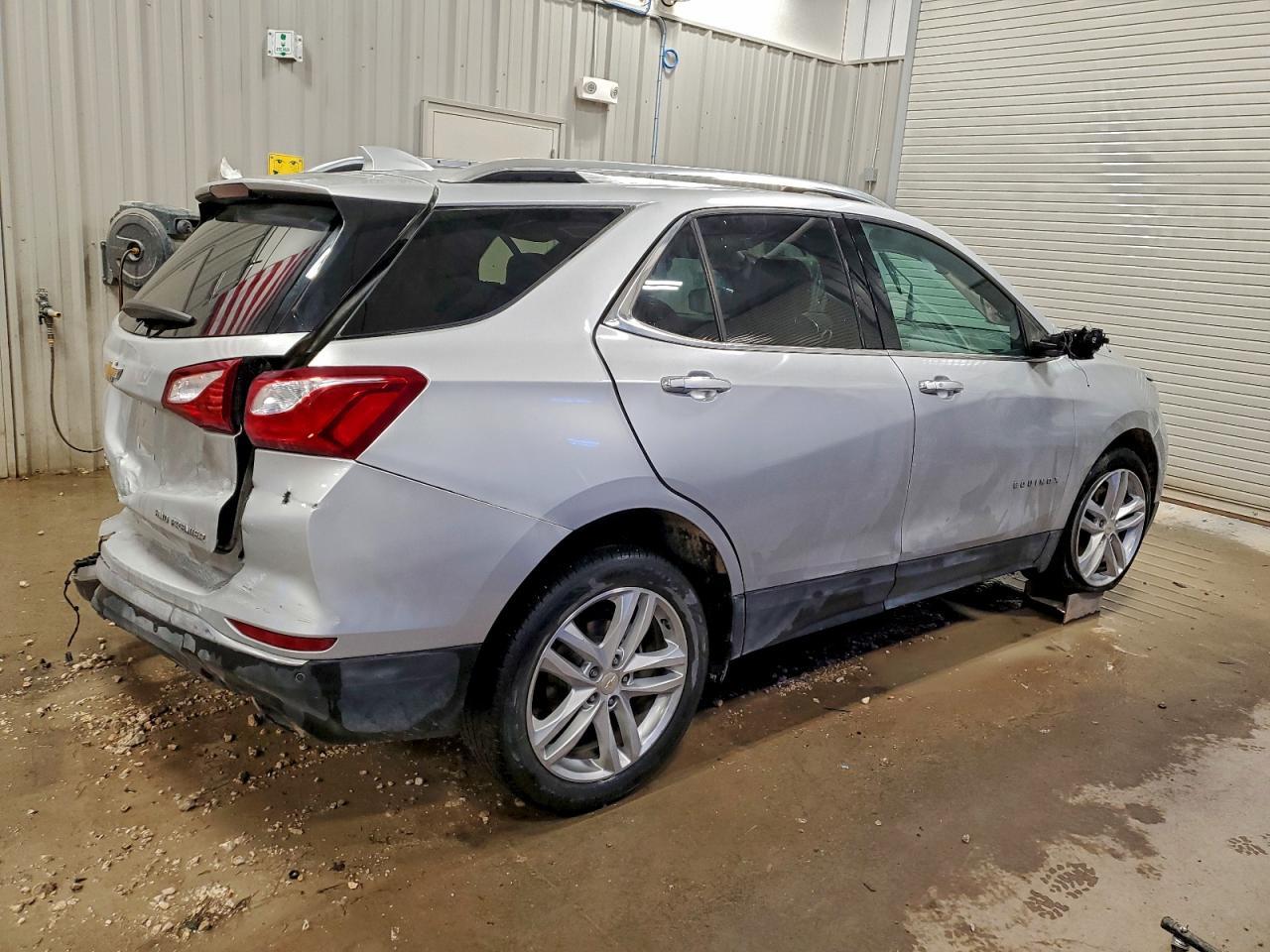 2020 Chevrolet Equinox Premier - Фото 3