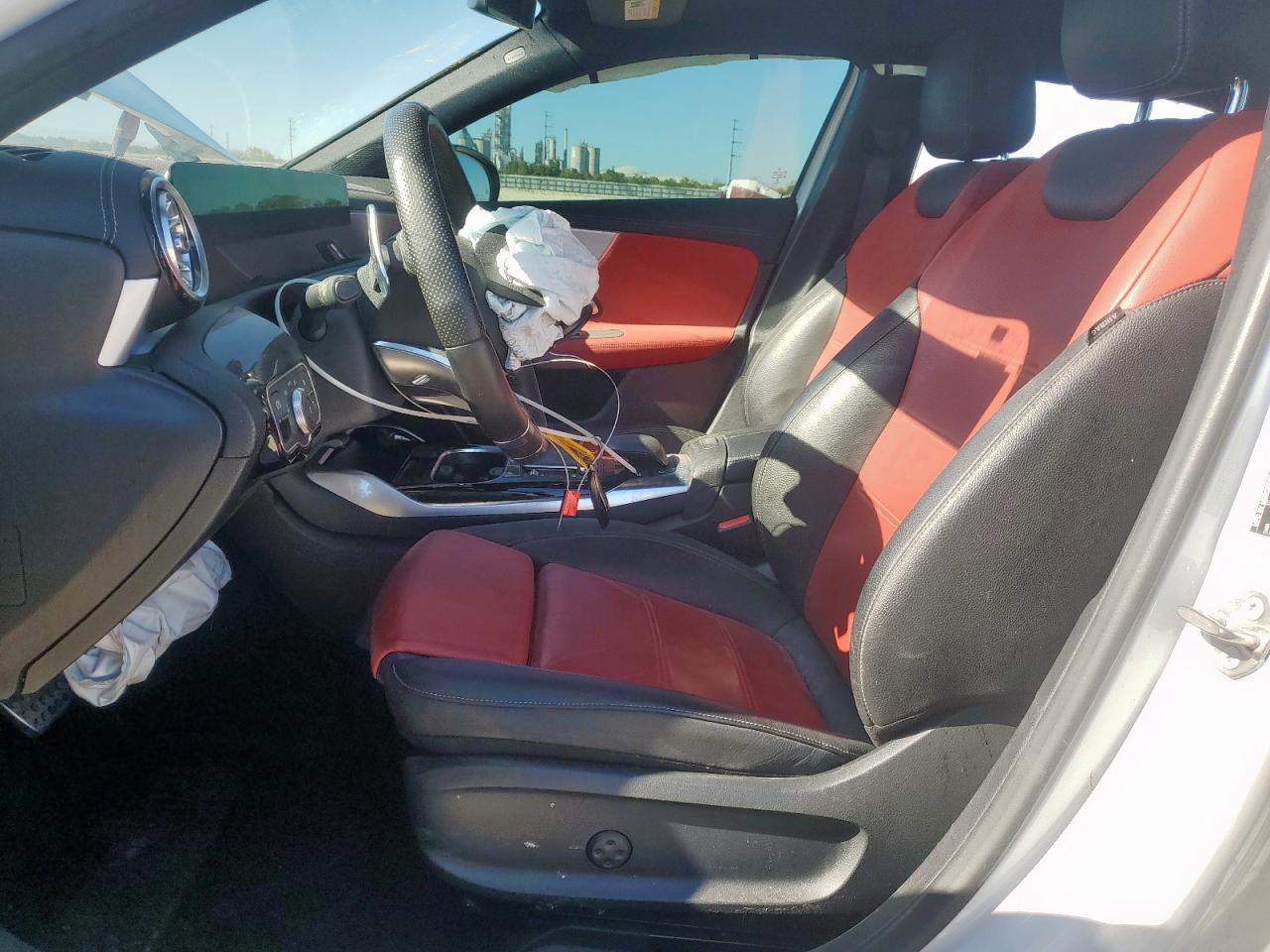 2021 Mercedes-Benz A 35 Amg - Фото 7