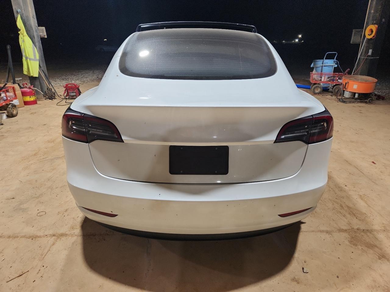 2023 Tesla Model 3 - Image 6