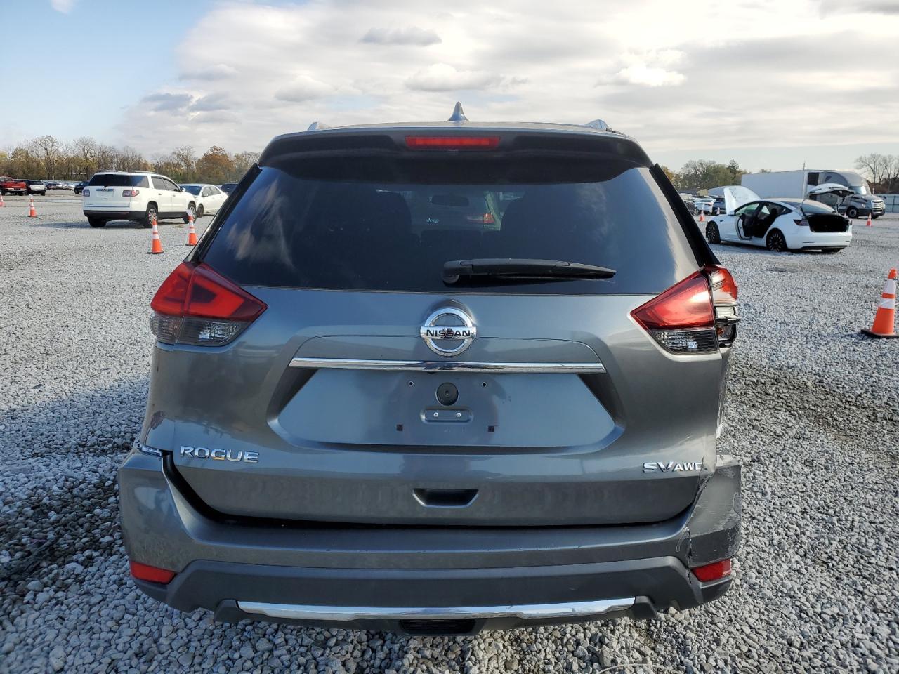 2017 Nissan Rogue Sv - Фото 6