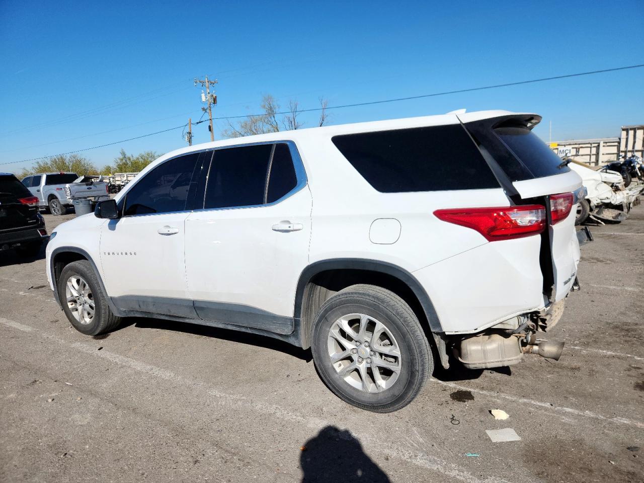 2020 Chevrolet Traverse Ls - Image 2