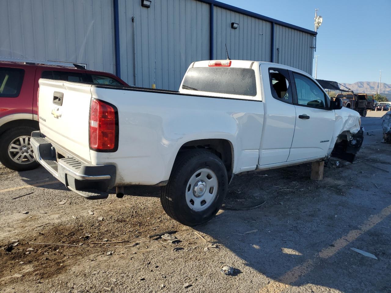 2015 Chevrolet Colorado - Image 3
