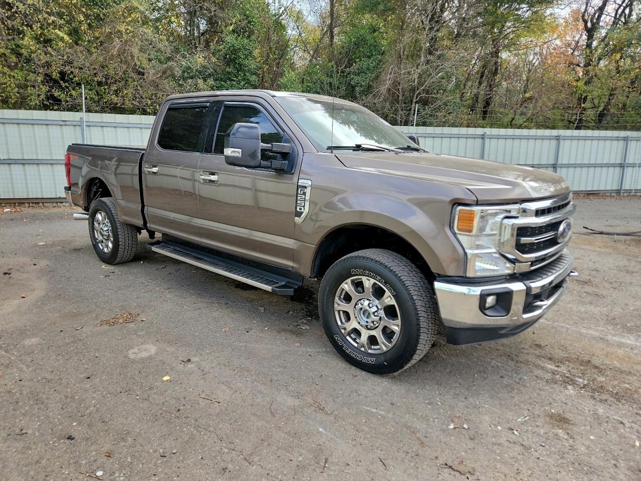 2021 Ford F250 Super Duty - Image 4