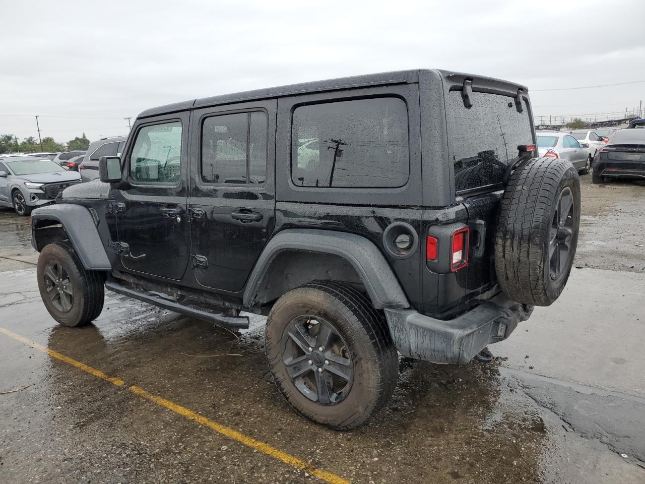 2020 Jeep Wrangler Unlimited Sport - Фото 2