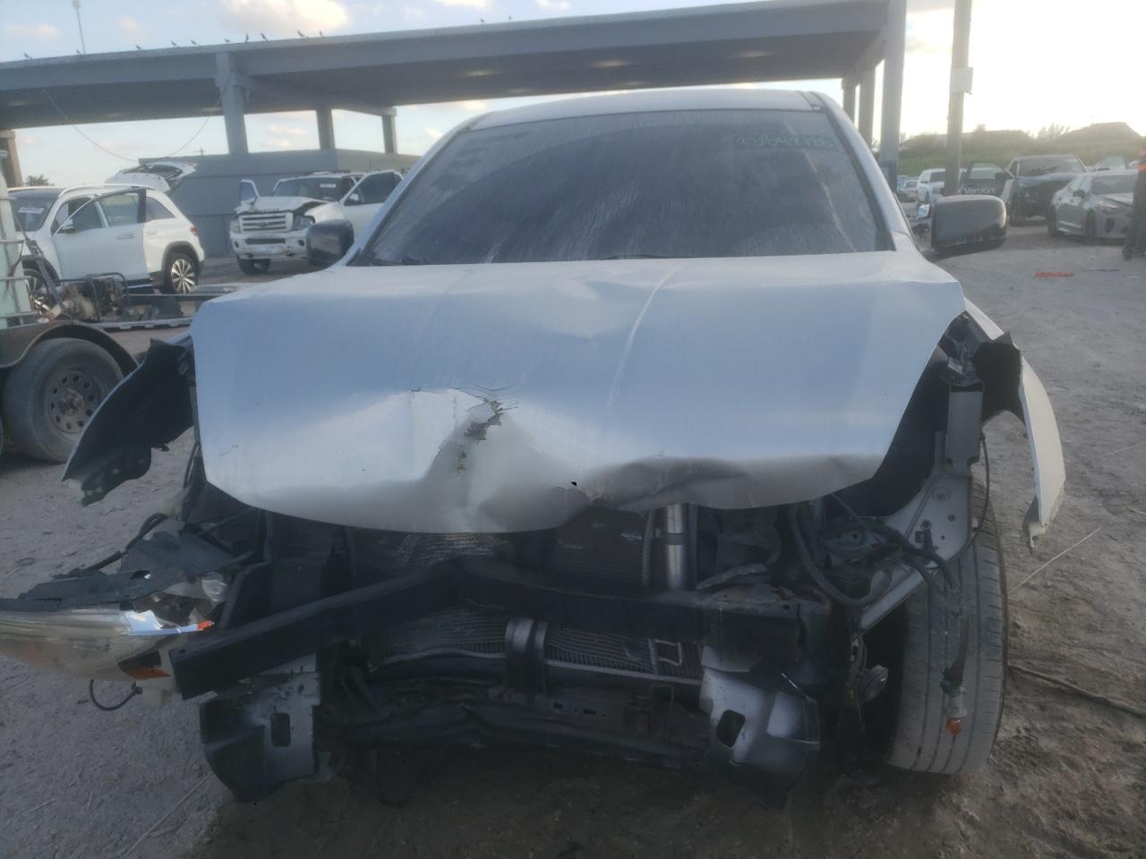 2010 Nissan Rogue S - Image 5