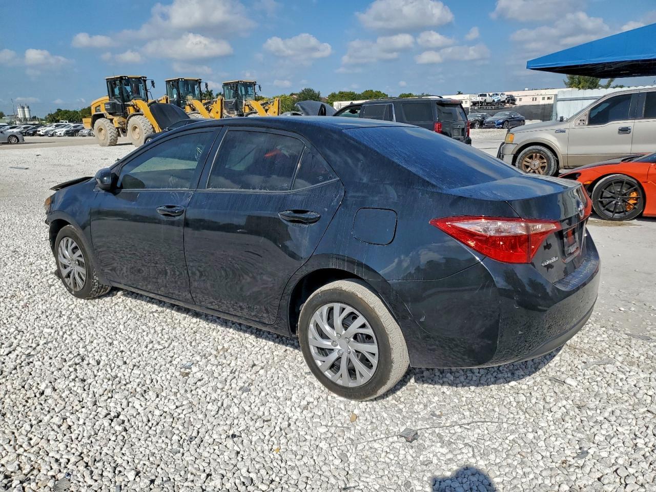 2019 Toyota Corolla L - Фото 2