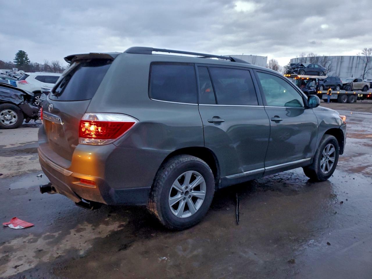 2011 Toyota Highlander Base - Image 3