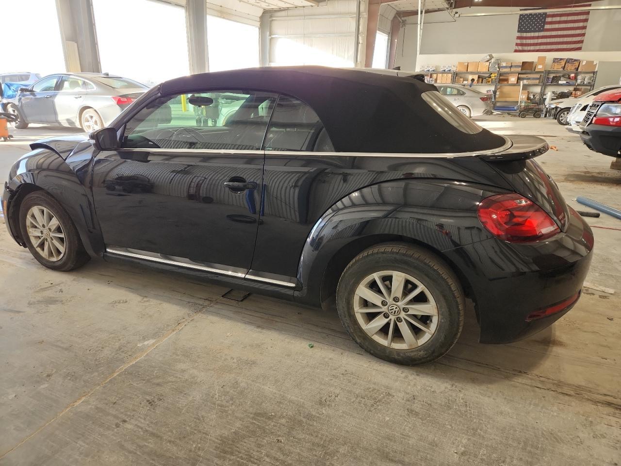 2019 Volkswagen Beetle S - Image 2