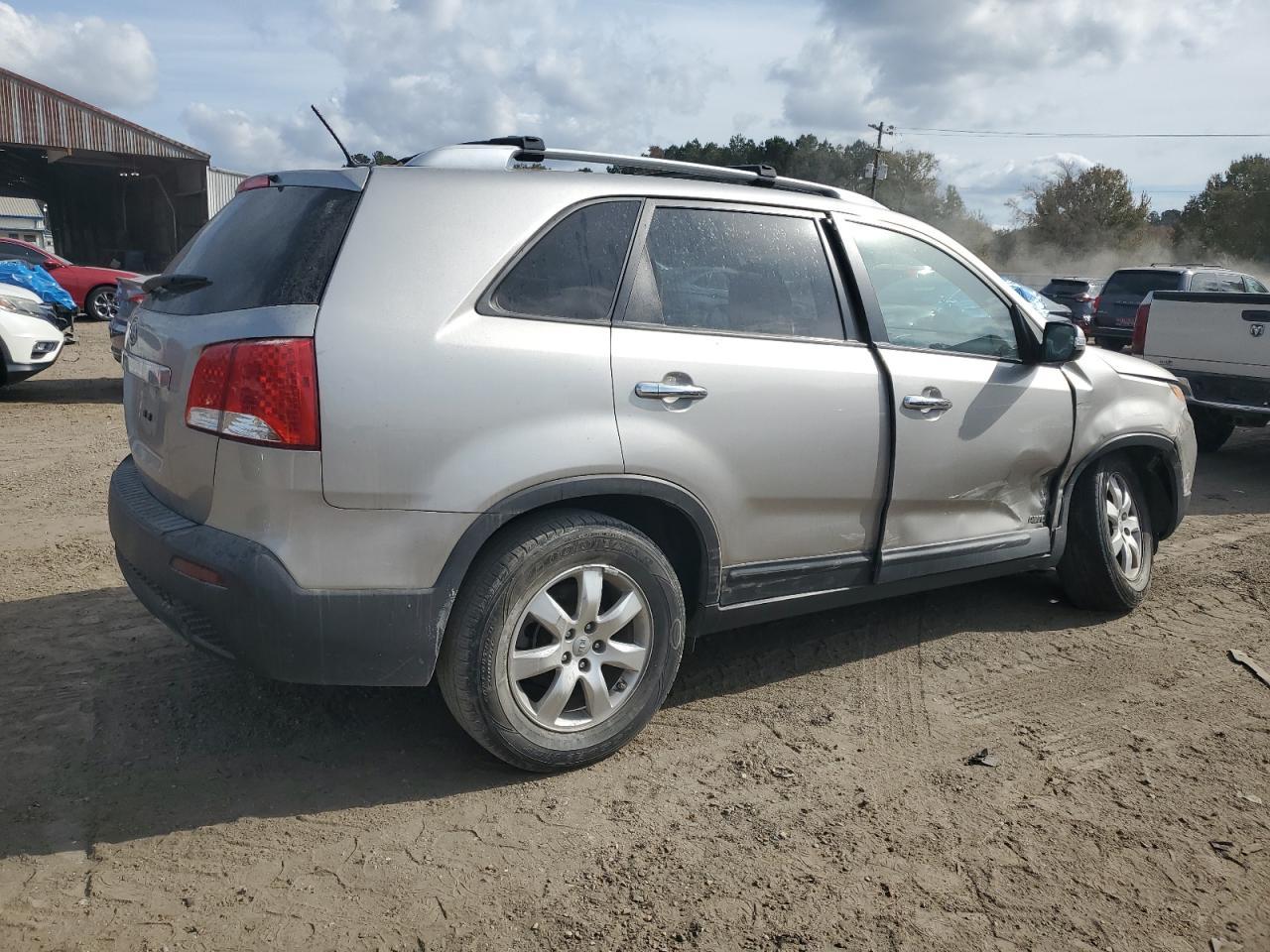 2013 Kia Sorento Lx - Фото 3