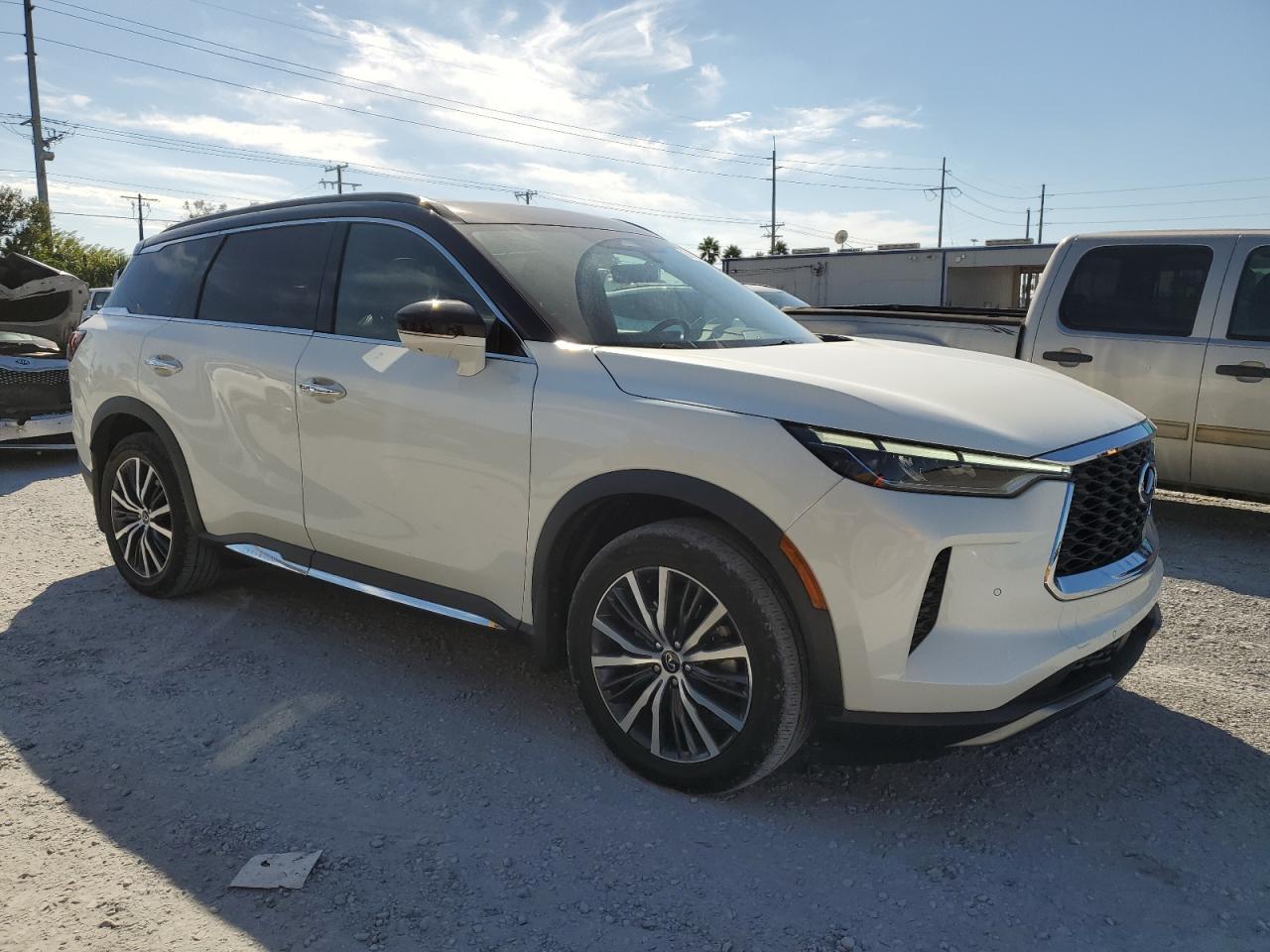 2023 Infiniti Qx60 Autograph - Image 4