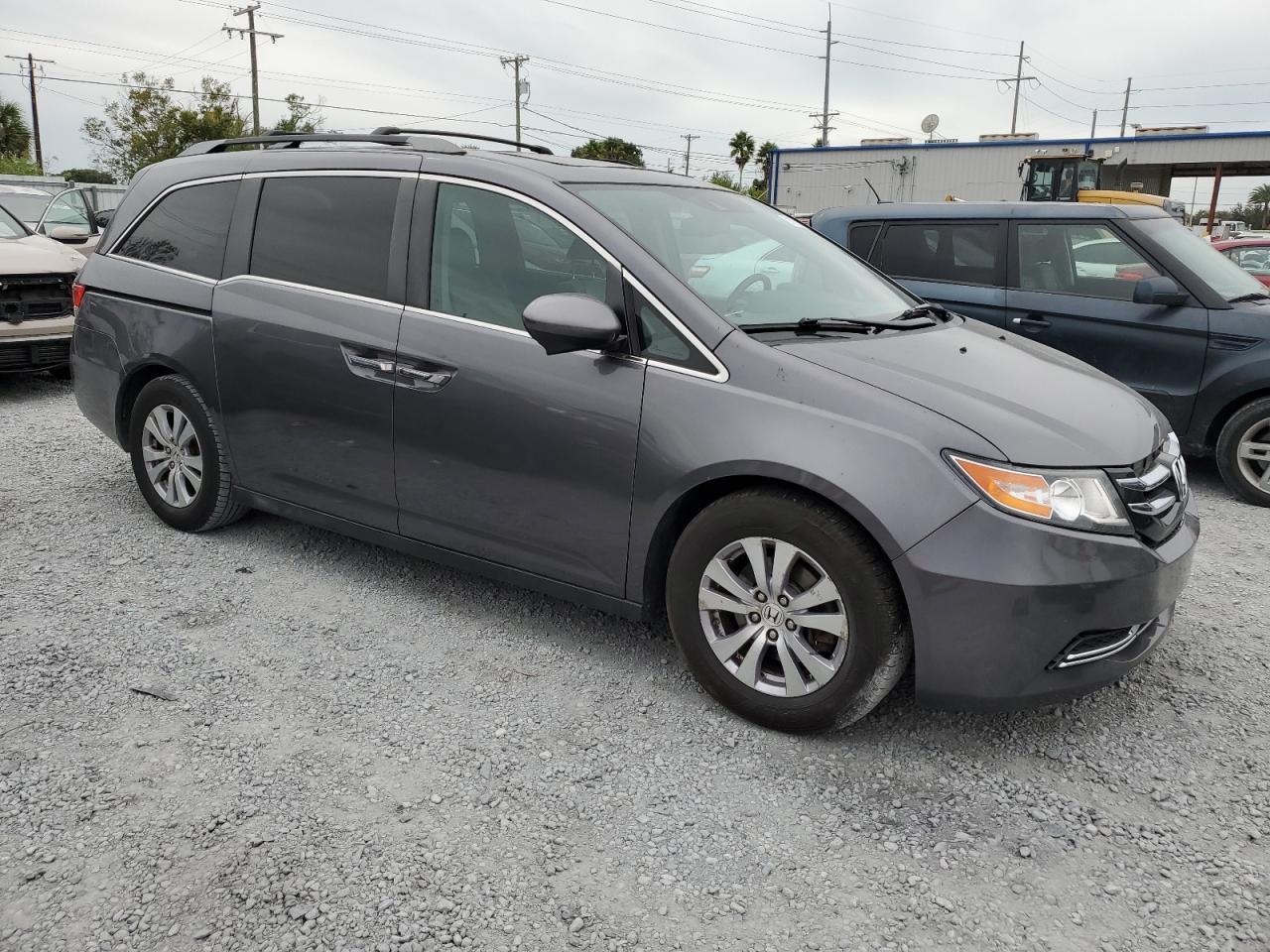 2015 Honda Odyssey Exl - Image 4