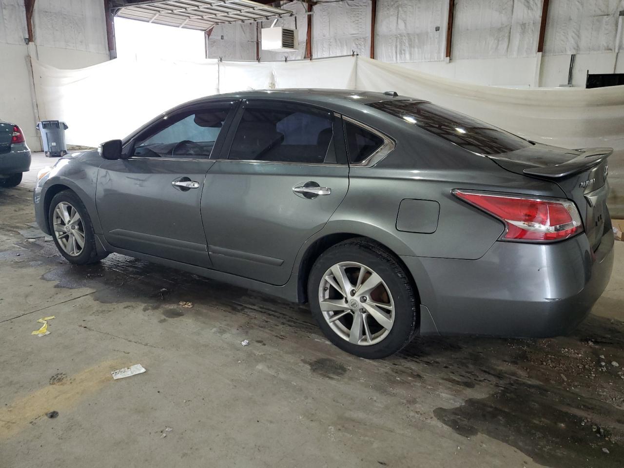 2015 Nissan Altima 2.5 - Фото 2